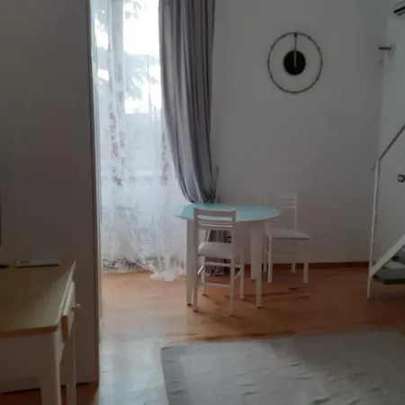 Palazzo Grandori Alloggi Turistici *