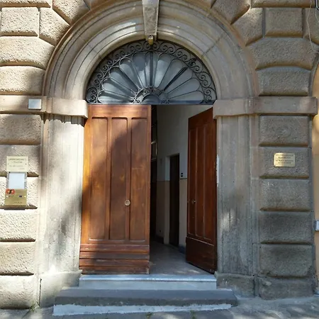 Palazzo Grandori Alloggi Turistici Appartamento *